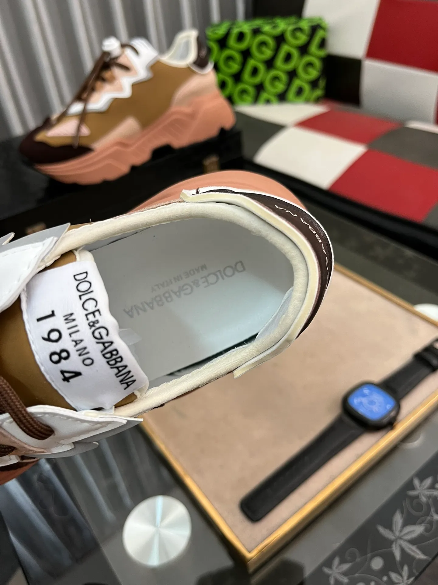 Men's shoes 💰480⌚️⌚️[DOLCE&GABBANA] DG hot style ♦️: Fashionable casual shoes 🇨🇳Official website original 1:1 mold opening, original quality 💯Fine workmanship, high-end luxury ☘The upper is made of imported fly weave, comfortable and breathable, sheepskin foot pads 🌴rubber wear-resistant outsole, comfortable to wear🍍Versatile style, high-grade men. 🤓🤓Number of yards: 38-46